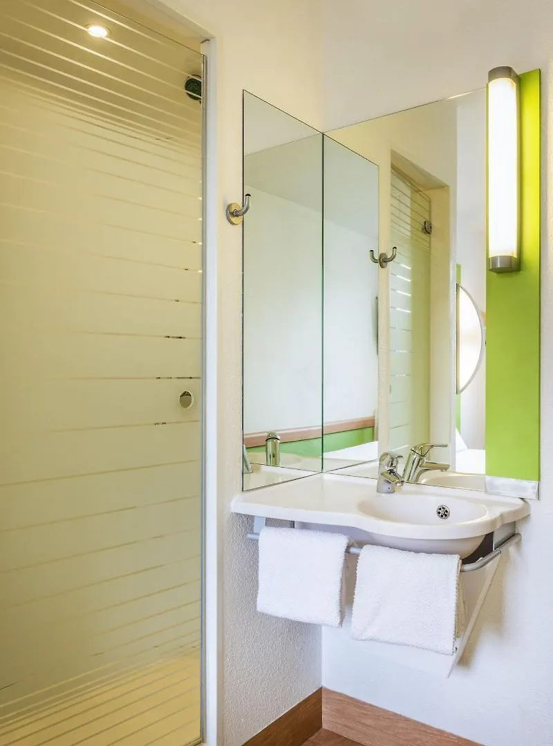 ** Hotel Ibis Budget Frejus Capitou France