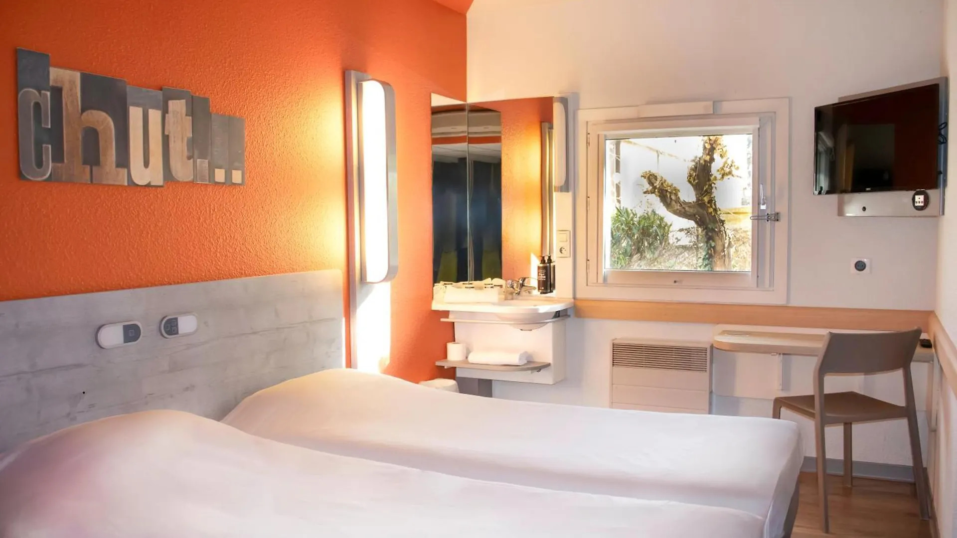 ** Hotel Ibis Budget Frejus Capitou France