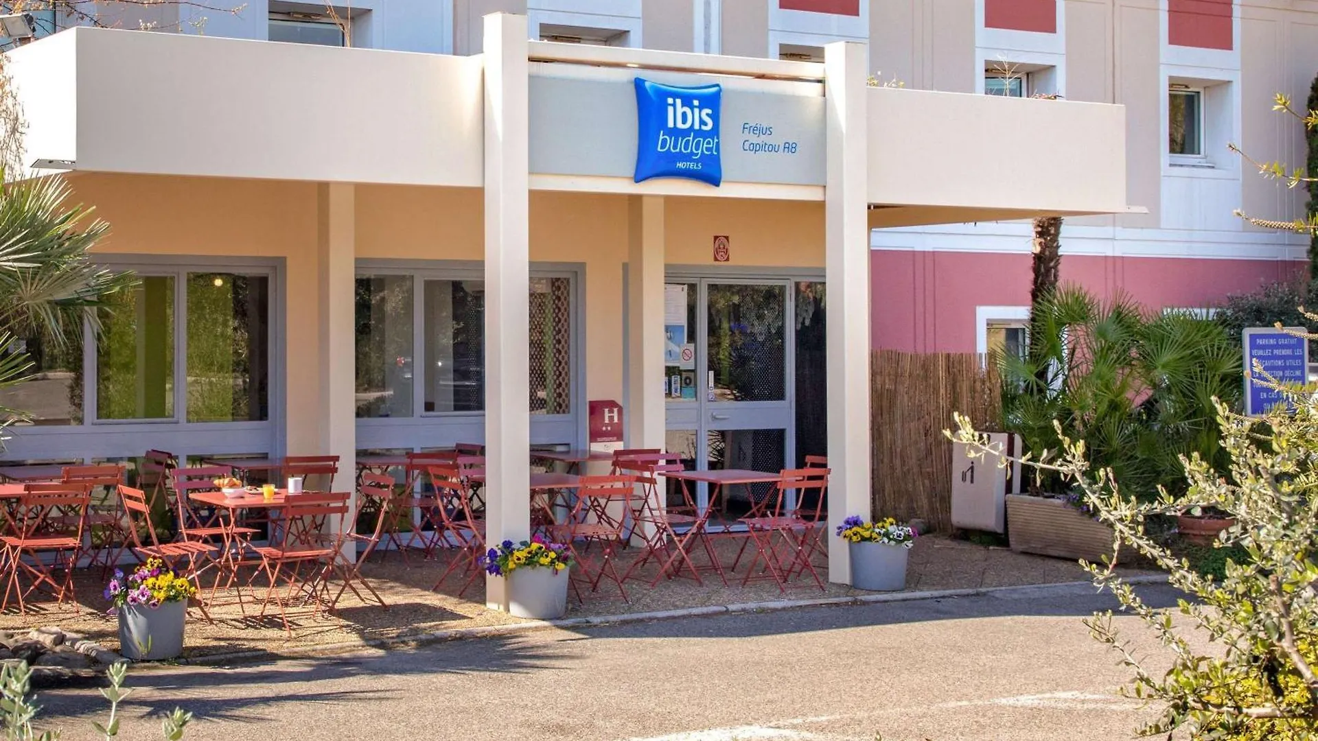 Ibis Budget Frejus Capitou Hotel